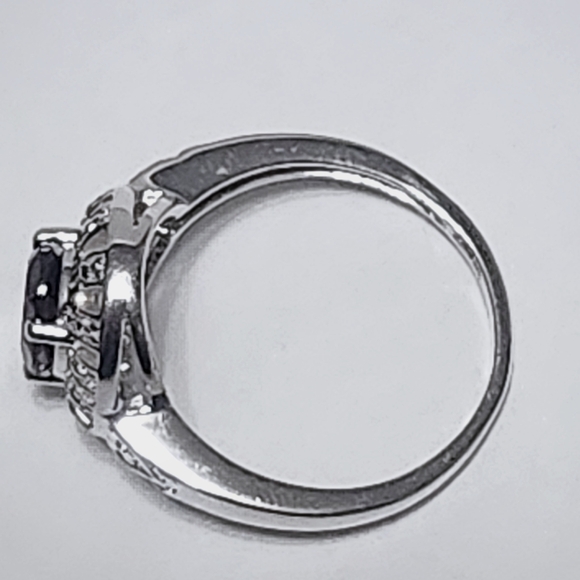 2.00 ct Garnet Sterling Silver Filigree Ring size 7 - Picture 9 of 11